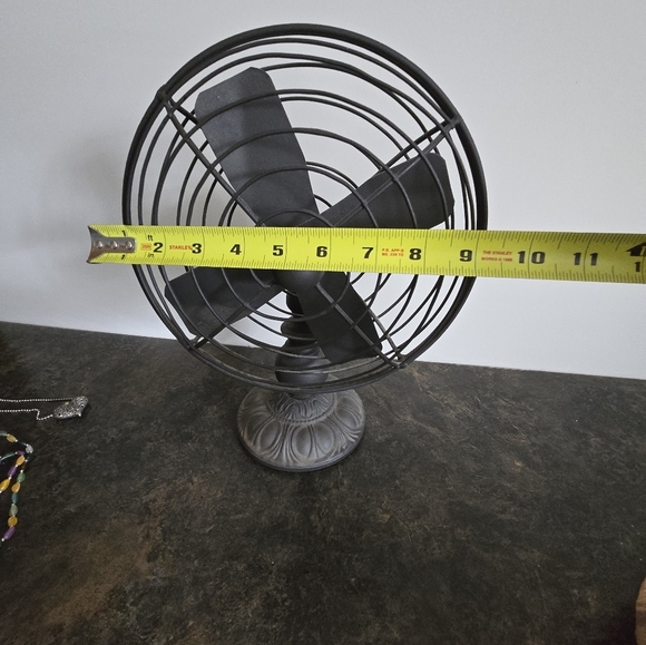 Vintage Style Black Metal Fan DECORATIVE Only. - Picture 6 of 7